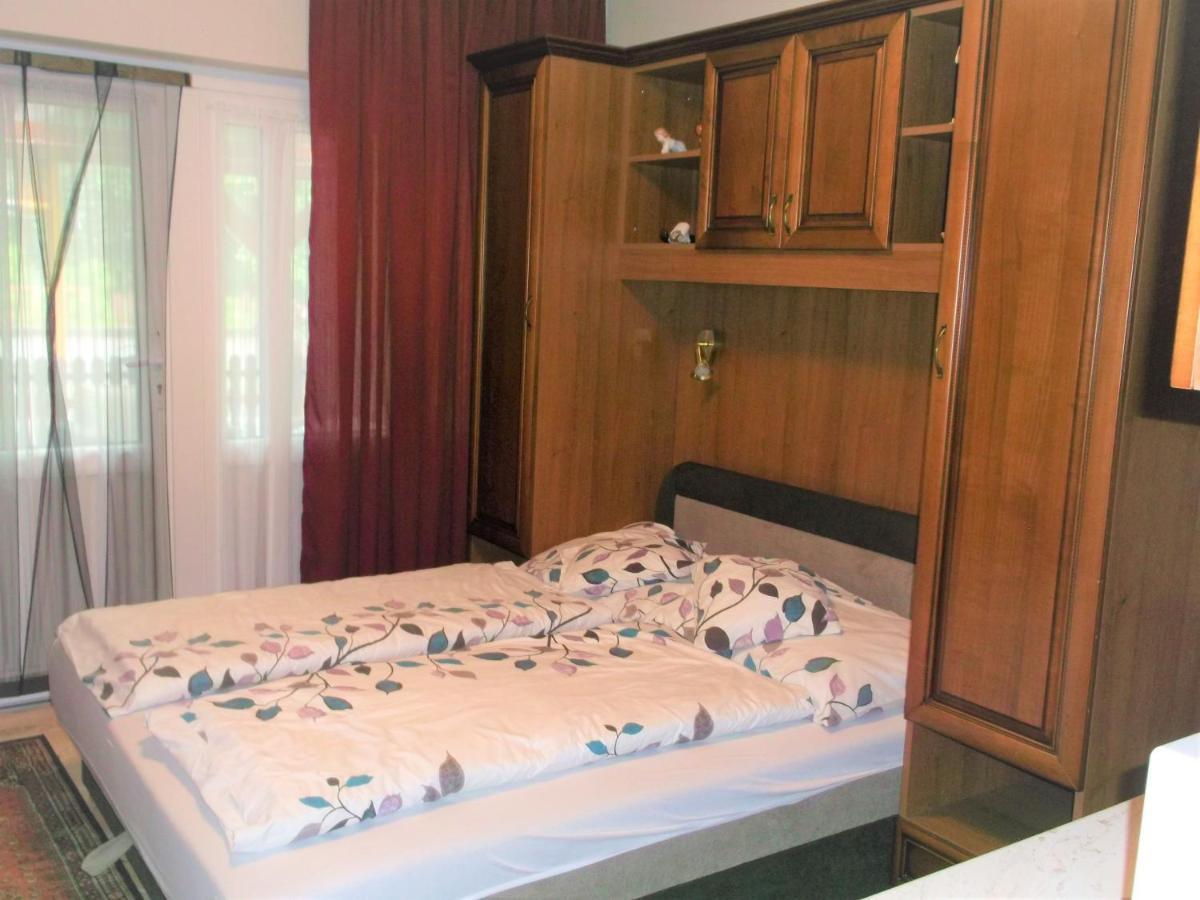 Big Apartman Hajdúszoboszló Exteriör bild